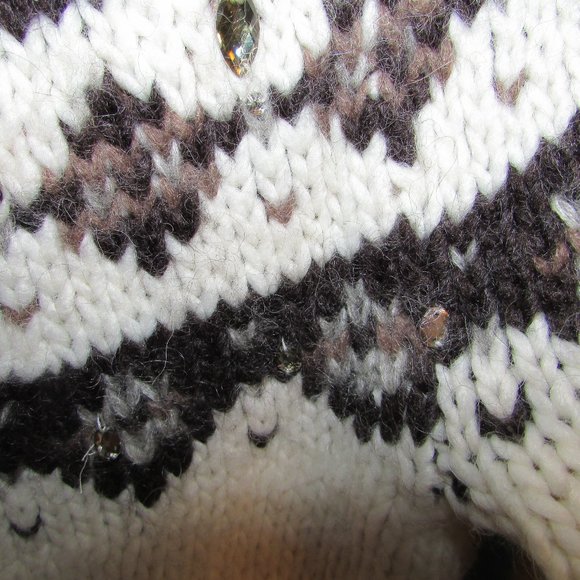 *3 for $25* Loft embellished Fair Isle Wool blend sweater - Picture 5 of 11